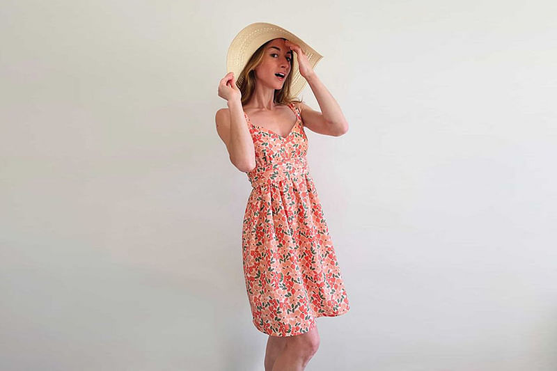 lesworkshopdemarie dans une robe UNE de la collection Evasion