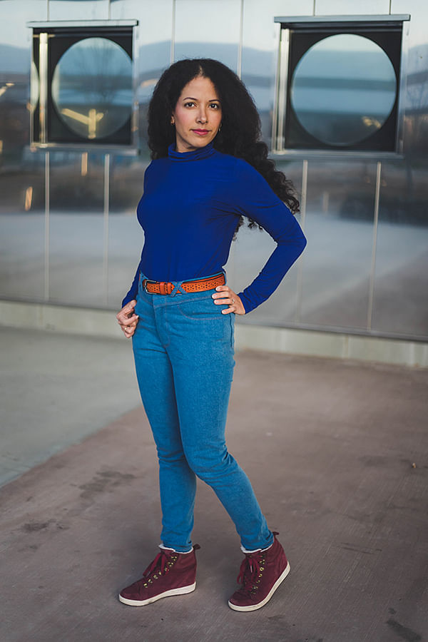 un pantalon en jeans stretch bleu fait par wonder.lucie
