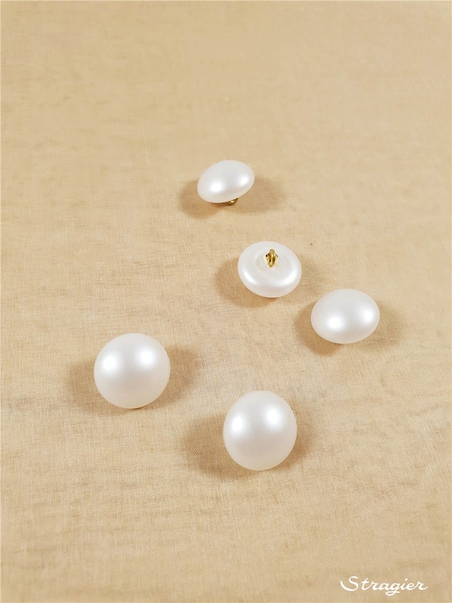 le boutons.。.:♡* ~ perle ~ Stragier - Bouton Perle - semi-sphérique - mat - Ivoire clair - 16 mm