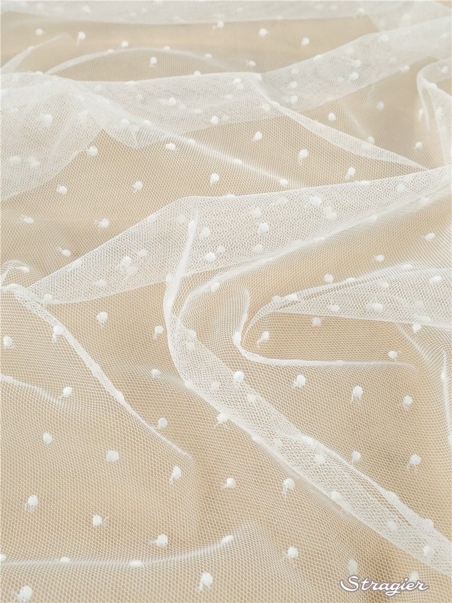 Stragier Tulle souple brodé au fil de Coton Plumetis 3mm